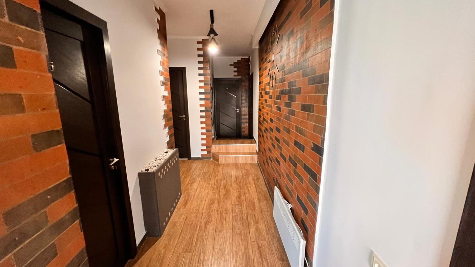 Elross Hotel Yerevan Ngoại thất bức ảnh